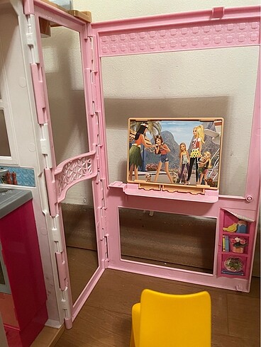 Barbie evi Portatif ve Aksesuarları - Görsel 8
