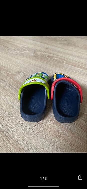 20 Beden Crocs sandalet