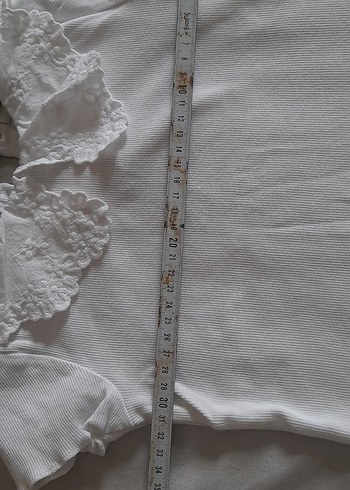 Kız Çocuk Beyaz Kısa Kollu Fırfırlı Bluz - Görsel 8