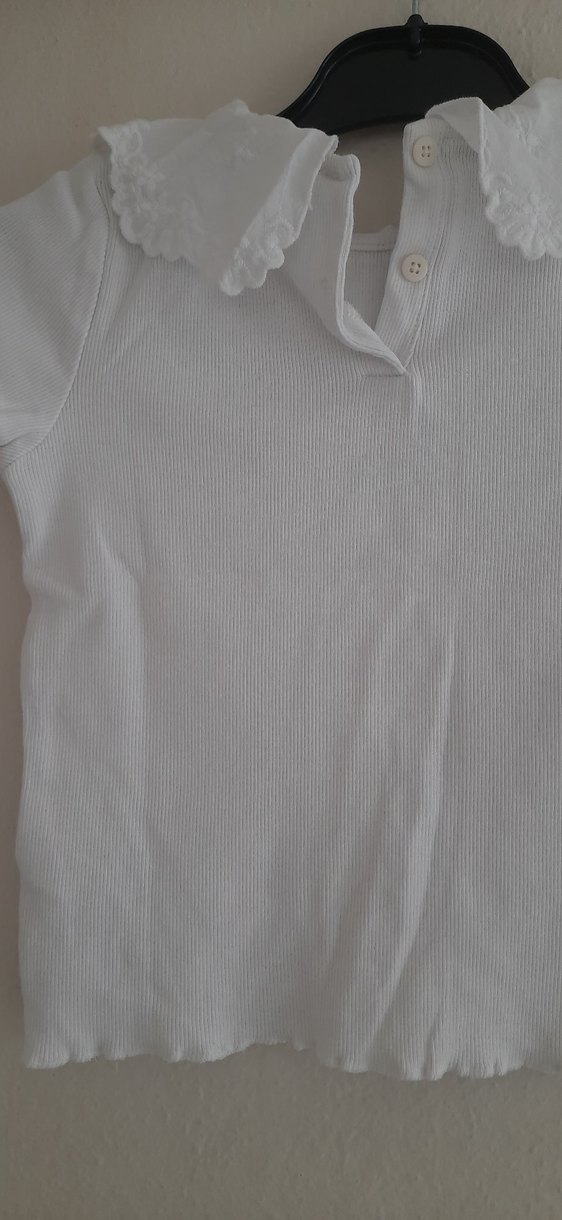 Kız Çocuk Beyaz Kısa Kollu Fırfırlı Bluz - Görsel 3