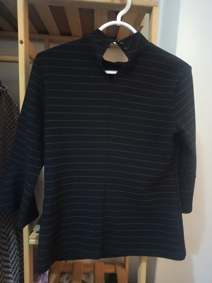 Adil Işık Ofis Tarzı Siyah Uzun Kollu  Bluz - Görsel 4