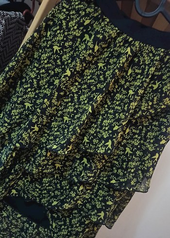 Volanlı Uzun Yeşil Desenli Etek - Görsel 2