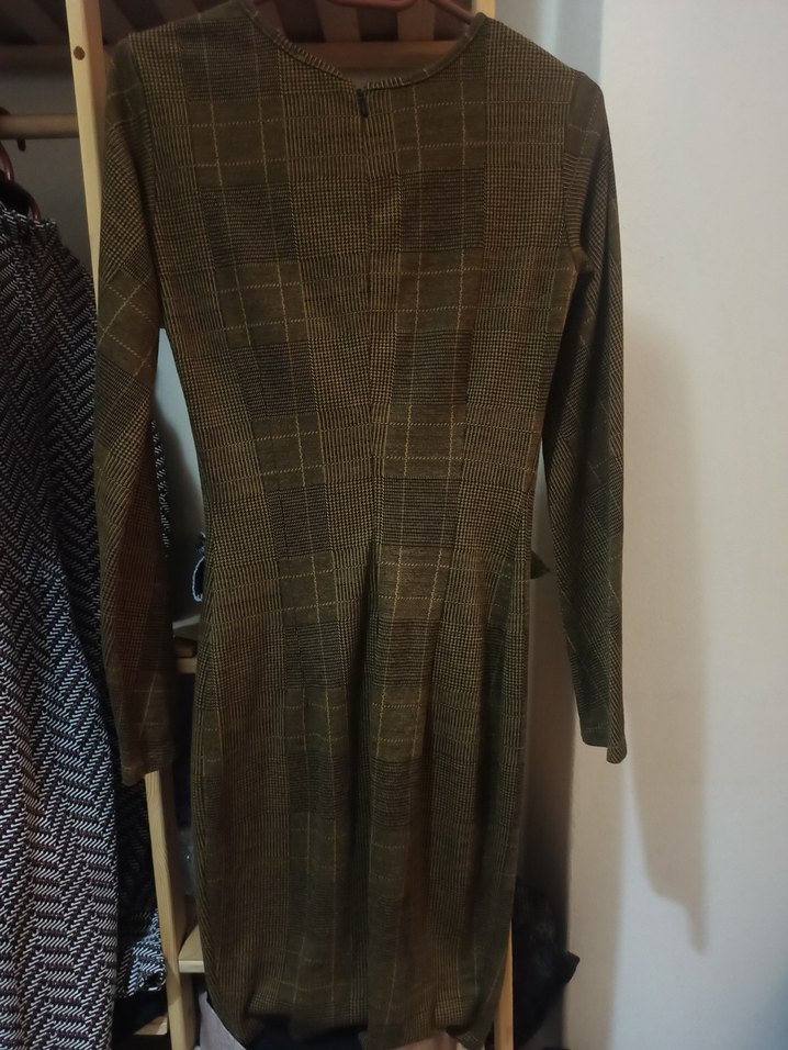 Uzun Kollu Kareli Midi Kadın Triko Elbise - Görsel 4