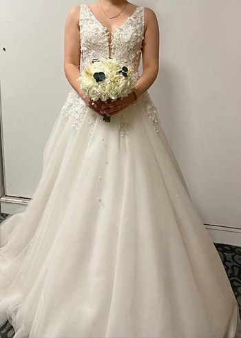 38 Beden beyaz Renk Helen model gelinlik