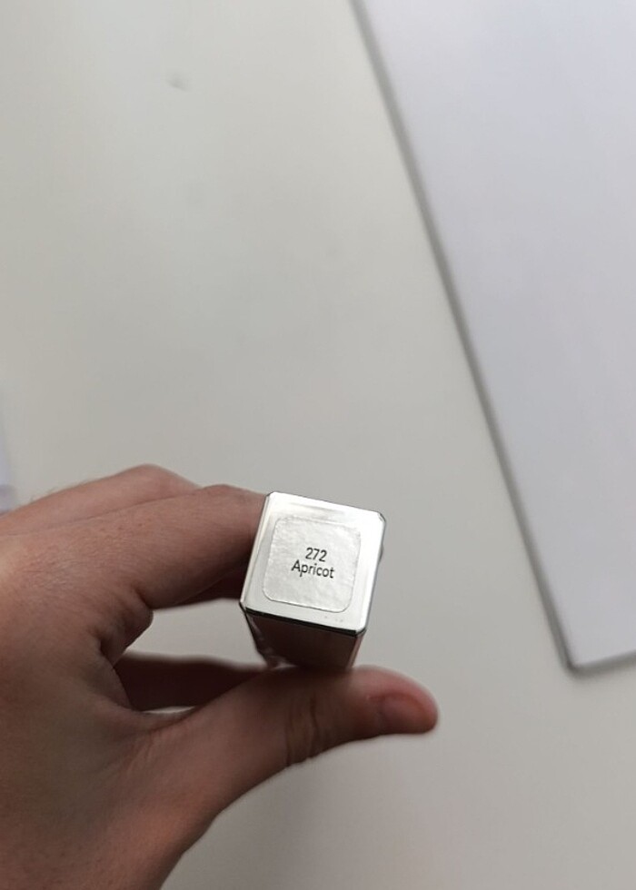 LYKD Dudak parlatıcısı 272 Apricot  - Görsel 2