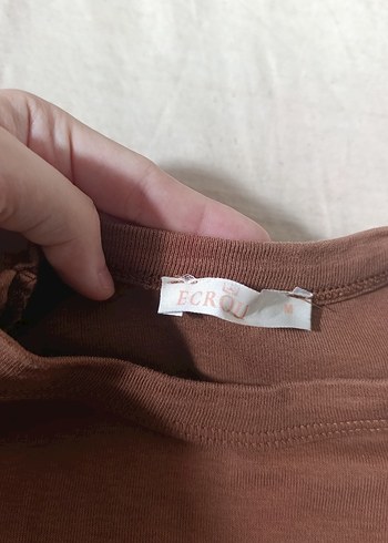 Kelebek Baskılı Kahverengi Tişört - Görsel 2