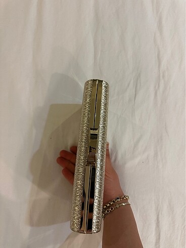  Beden ten rengi Renk Gold clutch / yandan askısı var