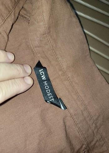 LC Waikiki Düğmeli Bej Keten Uzun Kollu Kadın Gömlek