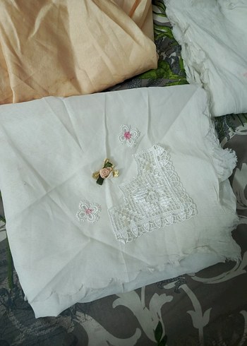 Nakışlı Beyaz fiskos örtüsü bohça - Görsel 2