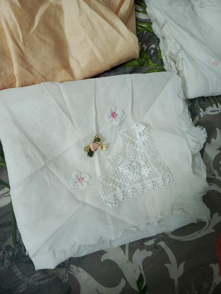 Nakışlı Beyaz fiskos örtüsü bohça - Görsel 2