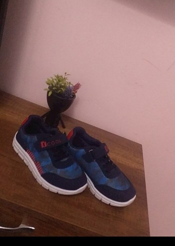 Nike Erkek Çocuk Mavi Bağcıksız Spor Ayakkabı