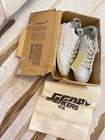 39 Beden Golden gose replika sneaker