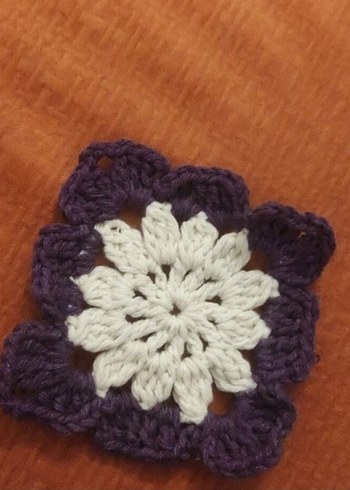 Mor Beyaz Örgü Bohem Motif