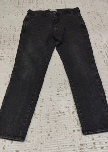 Pull and Bear. Gri Kadın Denim Pantolon Regular Fit - Görsel 3