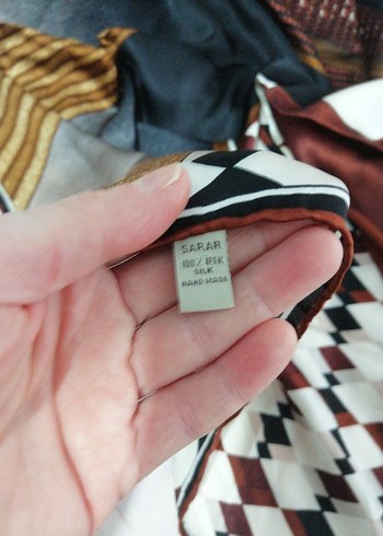 Sarar ipek eşarp. - Görsel 3
