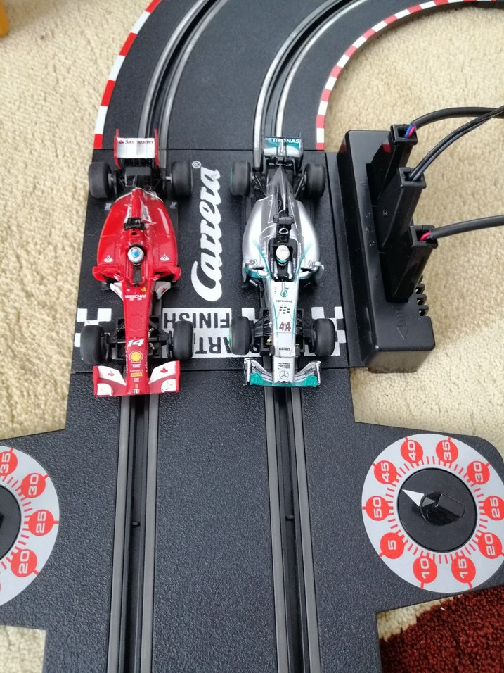 Siyah Yarış Pisti Oyun Seti - Görsel 2