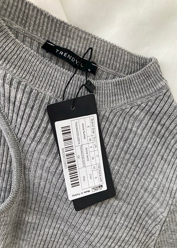 Trendyol Tek Kol Gri Triko Elbise - Görsel 3