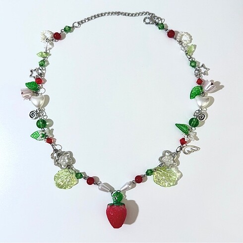 strawberry kolye
