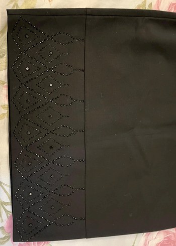 Dantel Detaylı Siyah Midi Kalem Etek - Görsel 2