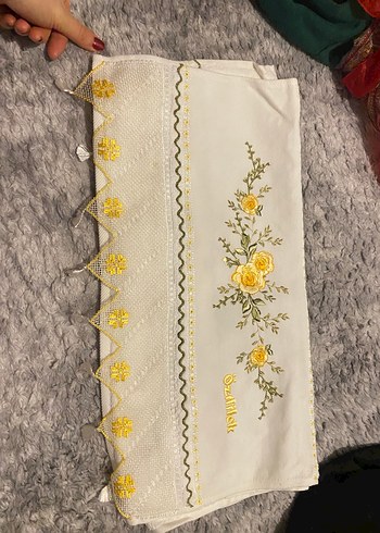 Nakışlı Beyaz Havlu - Görsel 2