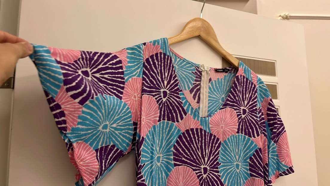 Düğmeli V Yaka Bohem elbise - Görsel 2