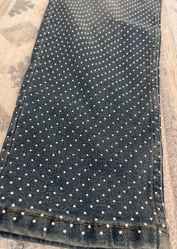 32 Beden Taş işlemeli kot pantolon