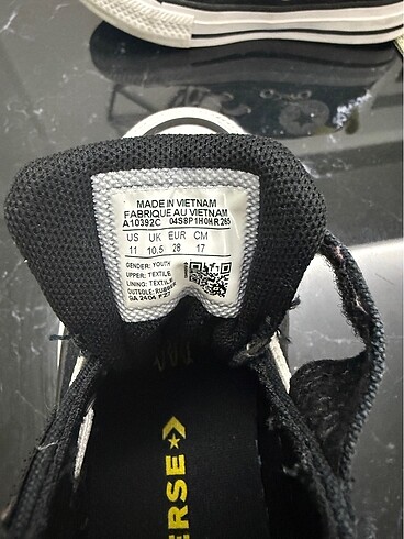 28 Beden siyah Renk Çocuk converse