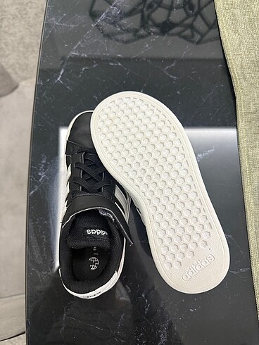 29 Beden siyah Renk Çocuk adidas ayakkabı
