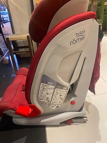 9- 36 kg Beden kırmızı Renk Britax Römer Advansafix III