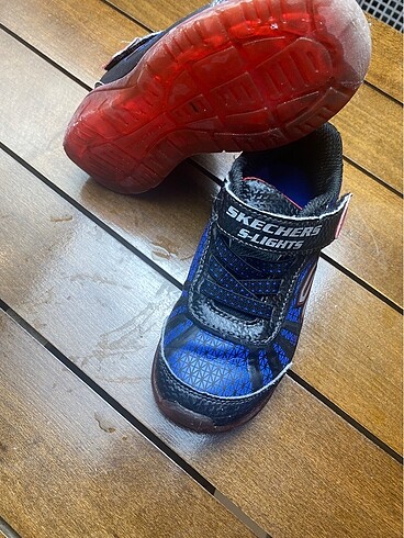 Skechers ışıklı ayakkabı