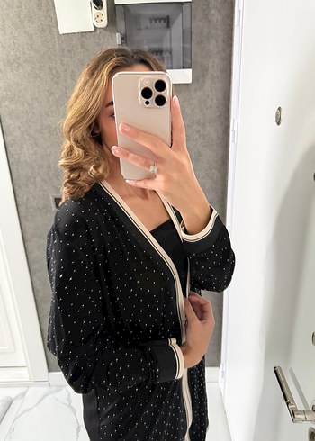 ışıltılı oysho takım m l xl bedenleri mevcuttur - Görsel 2