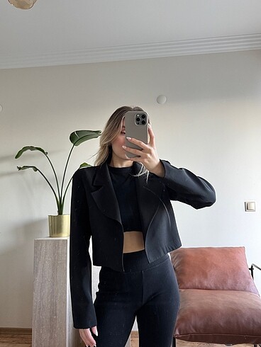 Zara Siyah Blazer Crop Ceket