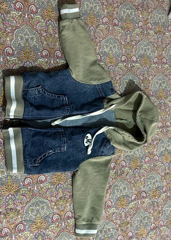 Gri Kapüşonlu Erkek Çocuk Denim Ceket