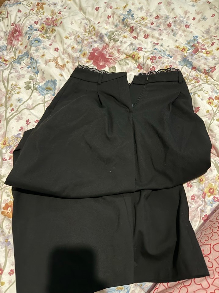 Pile Detaylı Cepli Geniş Paça Kumaş Pantolon - Görsel 5