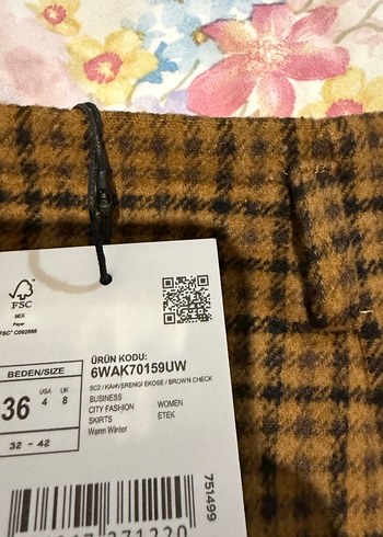 Kemerli A Kesim Ekoseli Mini Etek - Görsel 6