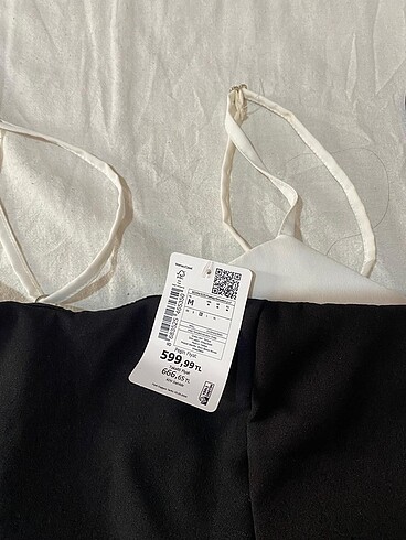 m Beden Afra x DeFacto Bodycon Askılı Mini Siyah Flaş Flaş Flaş Elbisesi