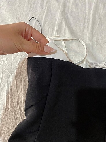 Zara Afra x DeFacto Bodycon Askılı Mini Siyah Flaş Flaş Flaş Elbisesi