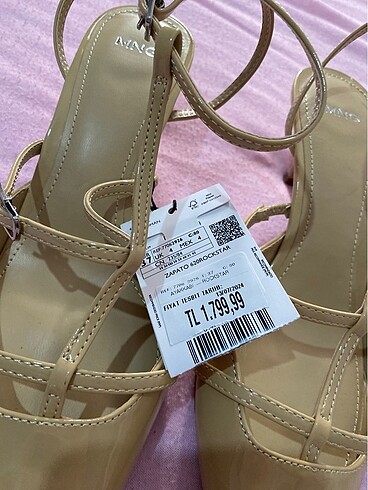 37 Beden Mango tokalı topuklu ayakkabı