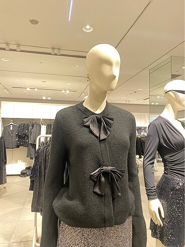 H&M hm fiyonk süslemeli hırka