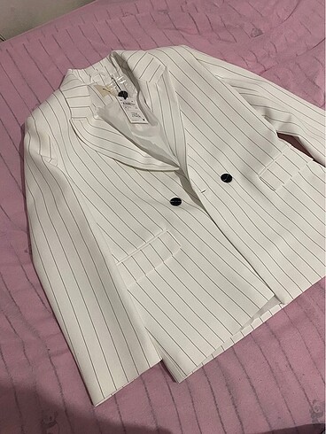 Koton beyaz çizgili blazer