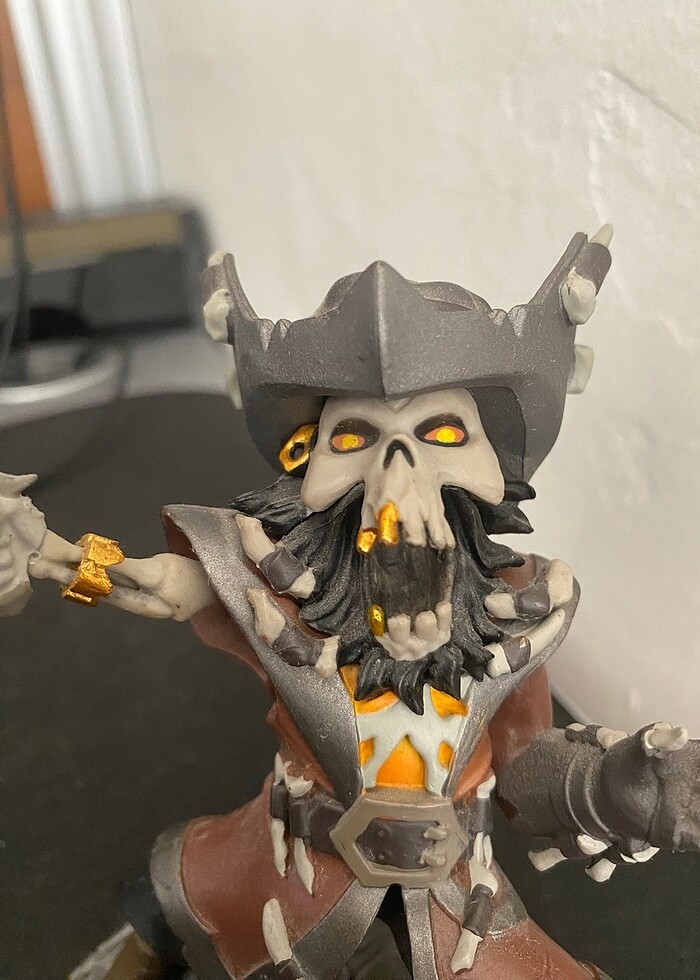 Captain Flameheart figürü - Görsel 3