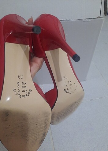 Rugan stiletto 