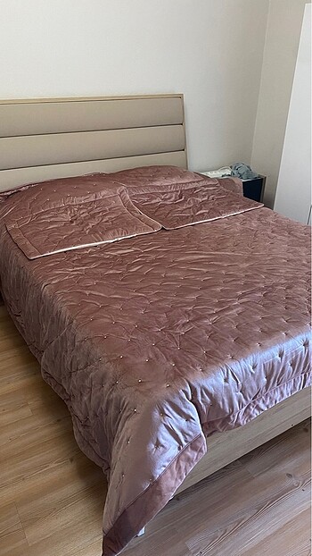 Karaca Home Çift Kişilik Yatak Örtüsü Seti