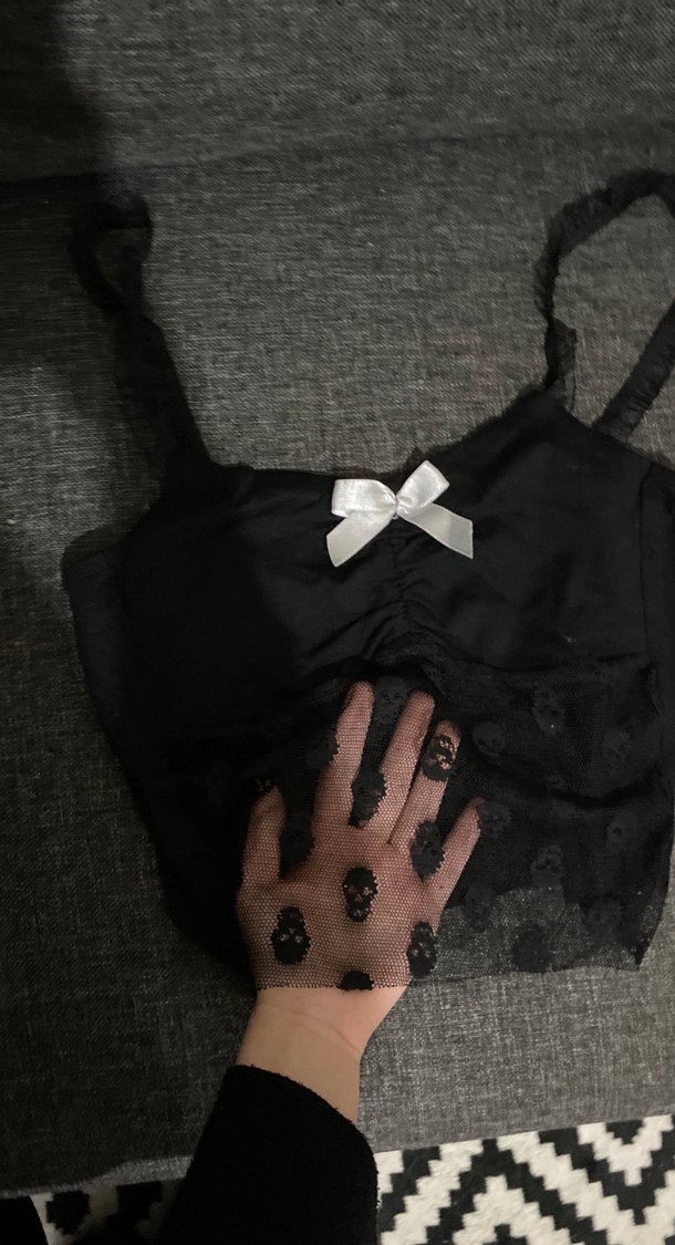 Siyah Dantel Detaylı Strappy Gotik Büstiyer - Görsel 2