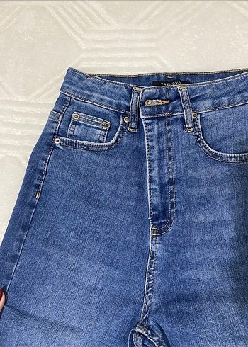 Kadın Mavi Midi Boy Yırtmaçlı Kot Pantolon - Görsel 3