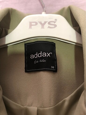 Addax 1 defa giyildi