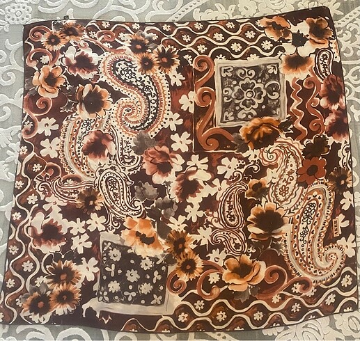 Aker ipek eşarp - Görsel 2