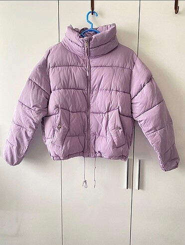 Pull and Bear Pull & Bear lila şişme mont