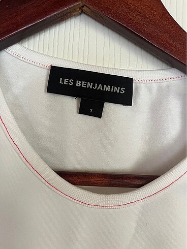 s Beden beyaz Renk Les benjamins