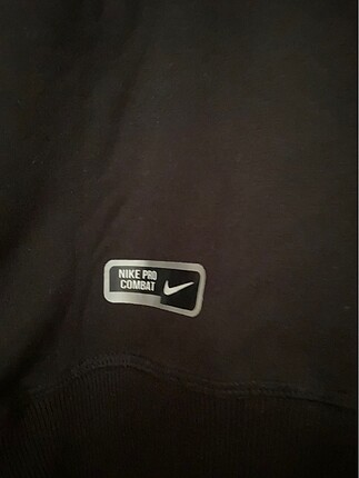 l Beden nike sweatshirt